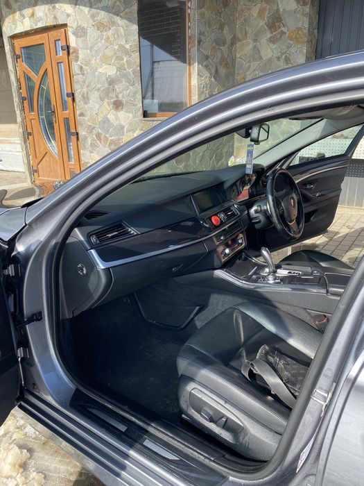 Продам бмв ф10 2013