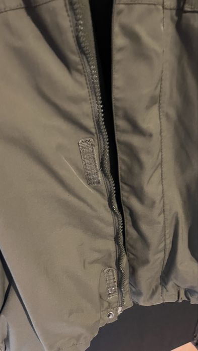 Kurtka Helly Hansen, softshell z polarową podszewką w kołnierzu, rozmiar M, kolor khaki/oliwkowy