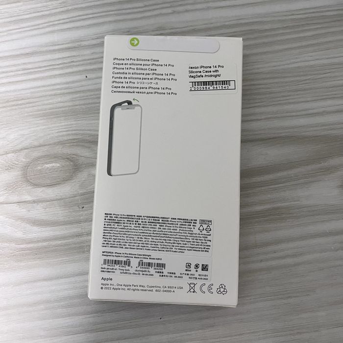 чехол на iphone 17 , iphone 14 pro