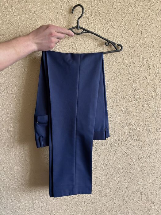 Чоловічій класичний костюм двійка