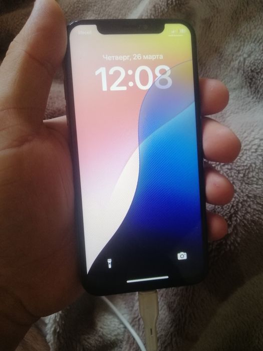 iPhone XS продам