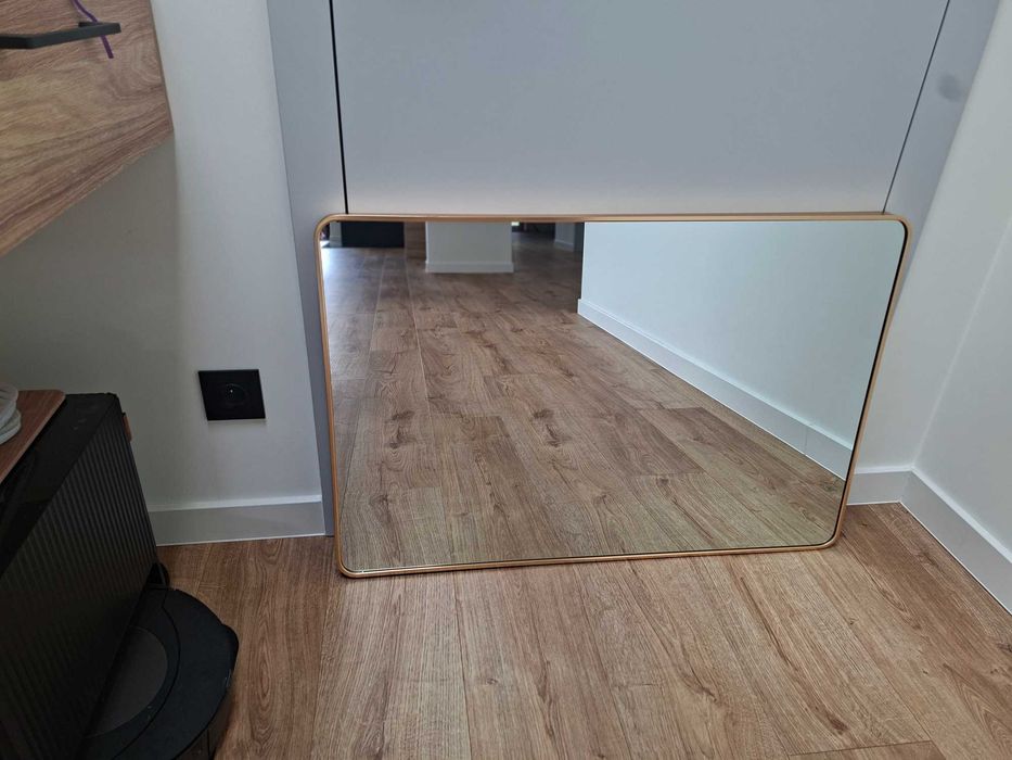 Lustro 60x90 zlota rama