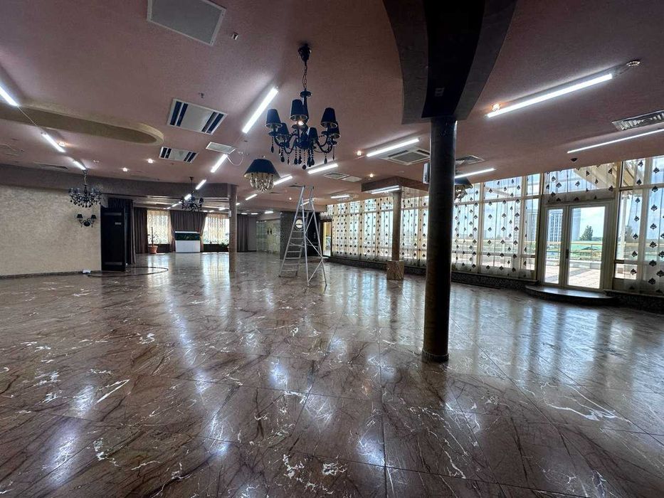 Оренда відкритої площі Пирогова