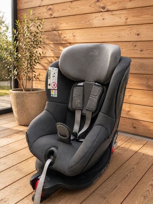 Fotelik obrotowy Britax Romer Dualfix M I-size