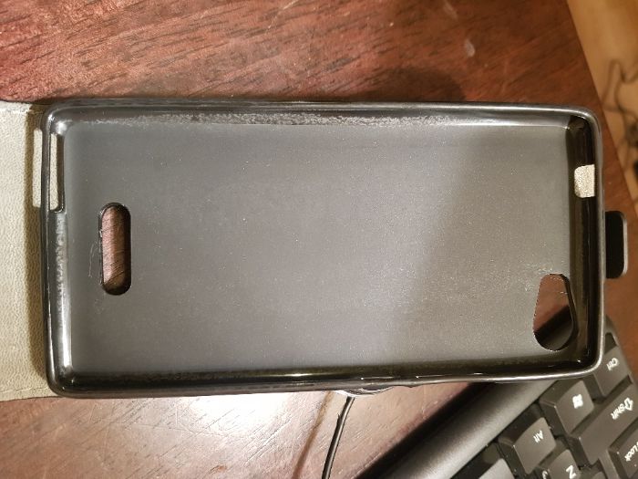 Etui-pokrowiec  telefon Wiko FEVER