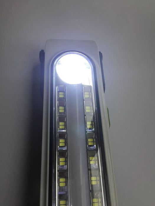 Світильник діодний акумуляторний  HEL