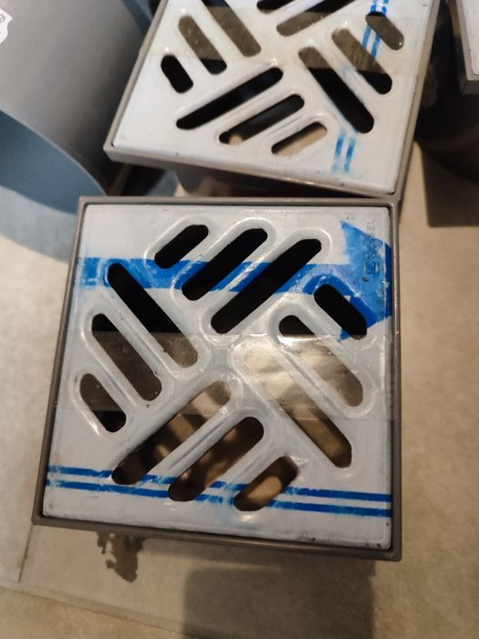 Wpust podłogowy, kratka odpływowa