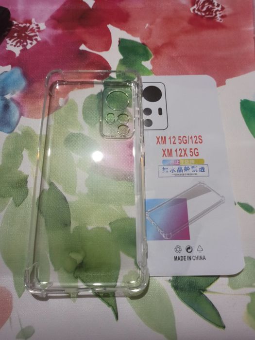 Capa protetora cantos reforcados Xiaomi 12 5G/12S/12X 5G