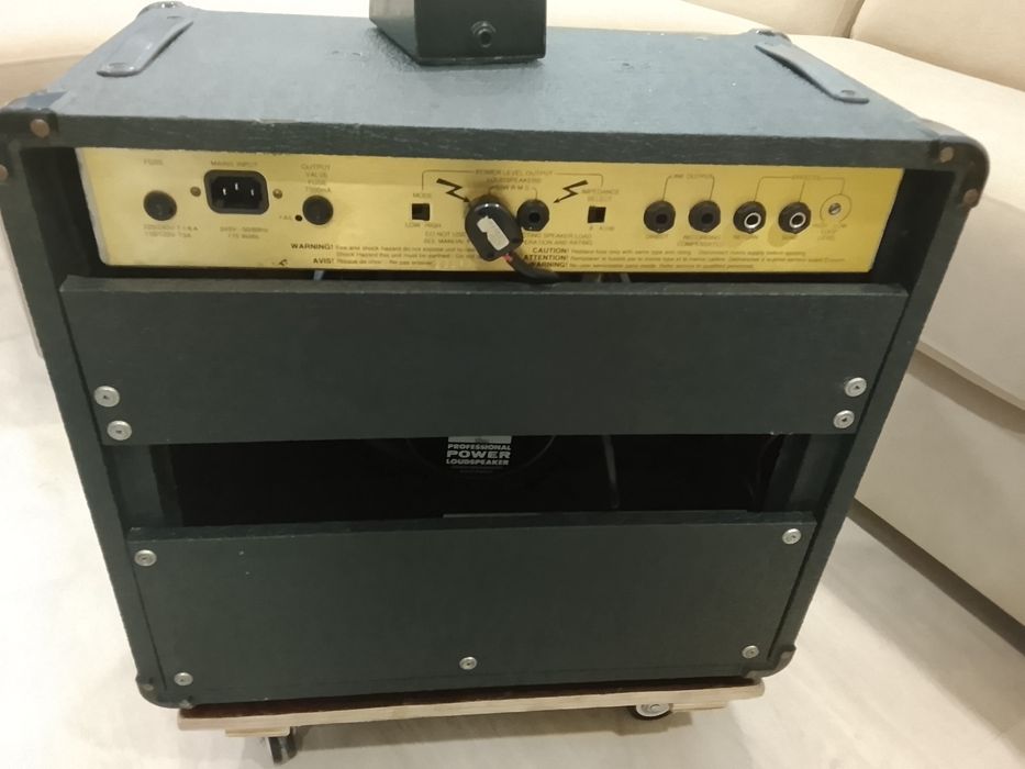 Marshall JCM900 dual reverb