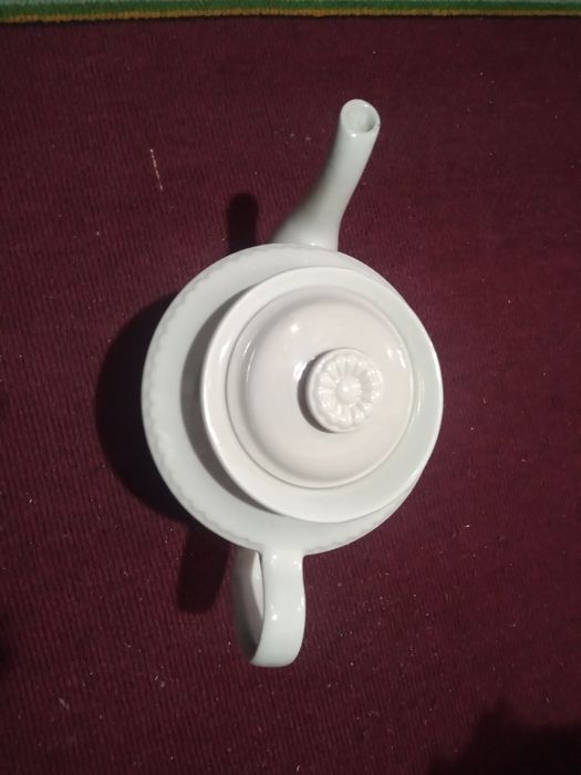 Заварник великий фарфоровий