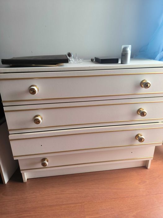 Moveis variados disponíveis