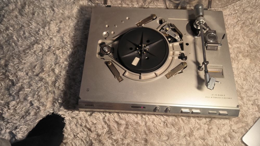 Проигрывател венила Philips  AF-729 Mark-ll.