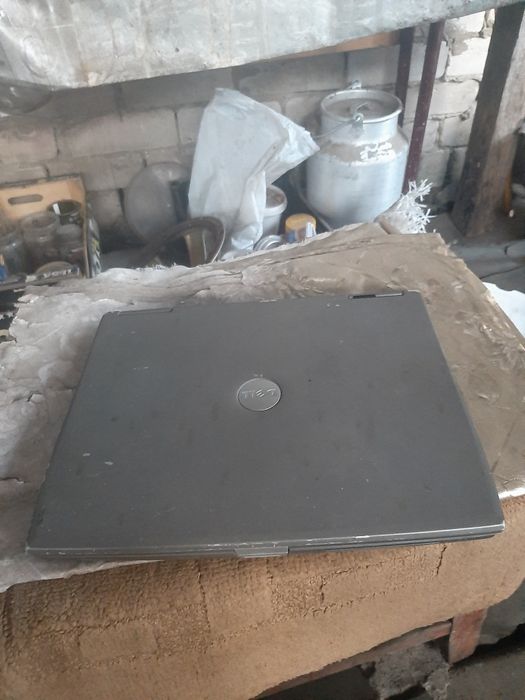 Продам ноутбук dell