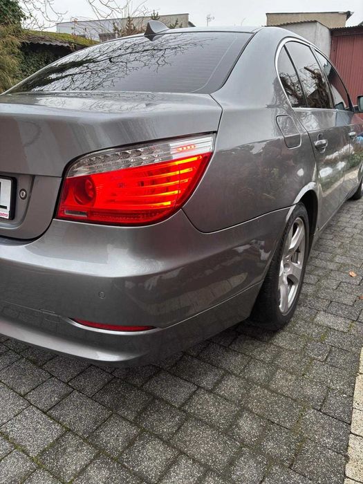 BMW Seria 5 E60 530i
