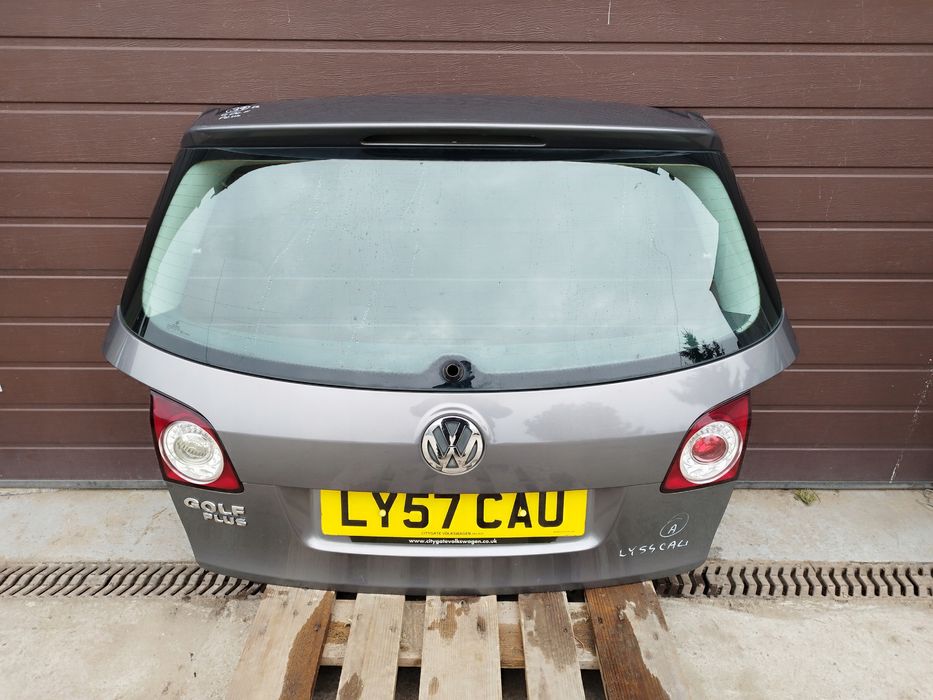 klapa szyba tyl bagaznika vw golf v 5 plus kolor la7t 2005-2008 oryginal