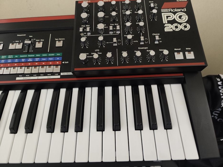 Roland JX3P + PG200 poucos dias aproveite