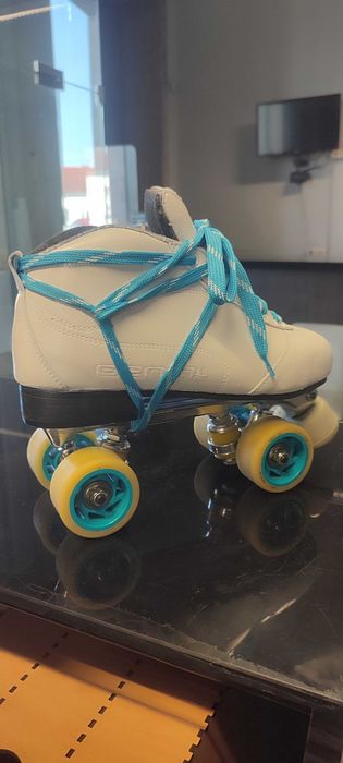 Patins Hóquei ou patinagem artística
