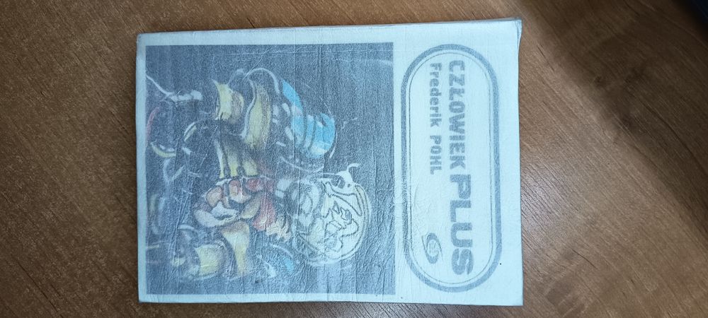 Książka człowiek plus