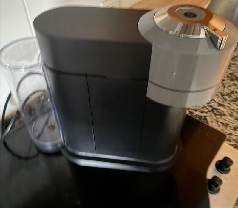 Maquina Nespresso Vertuo Next