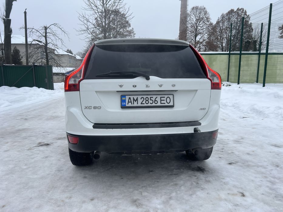 Volvo xc60 2010 awd
