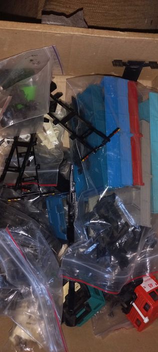 Запчасти к коллекционным моделям машин СССР 1:43