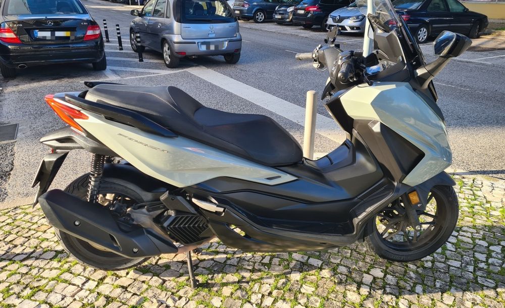 Honda Forza 125 –  2023 | Cinzento Mate | Como Nova