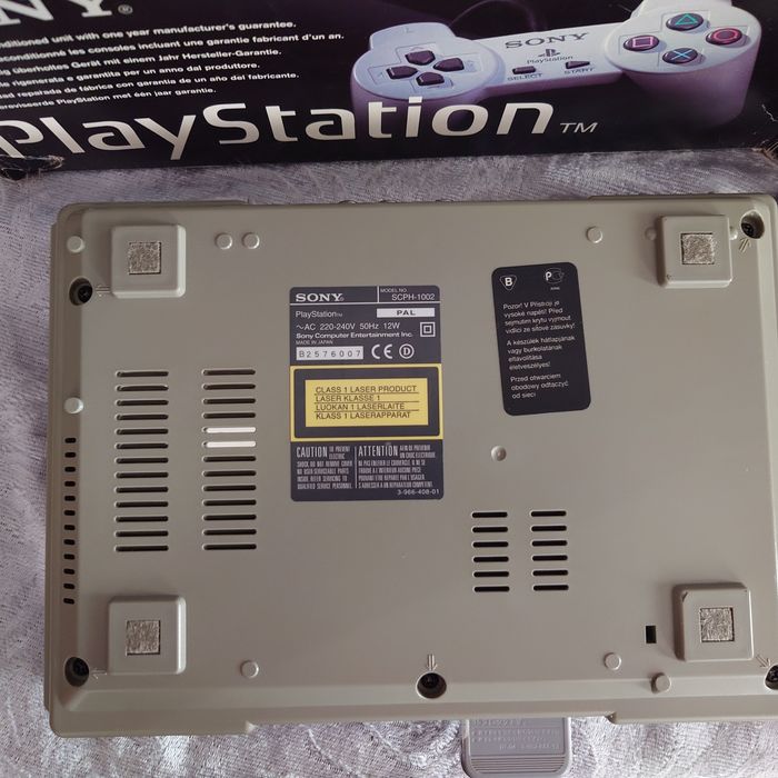 Playstation 1 ревізія 1002 та 40 нових дисків