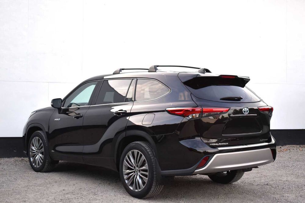 Toyota Highlander Platinum      2021