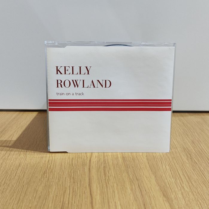 Kelly Rowland Train On a Track
