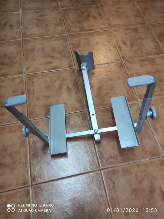 Suporte de TV medio/grande antigo