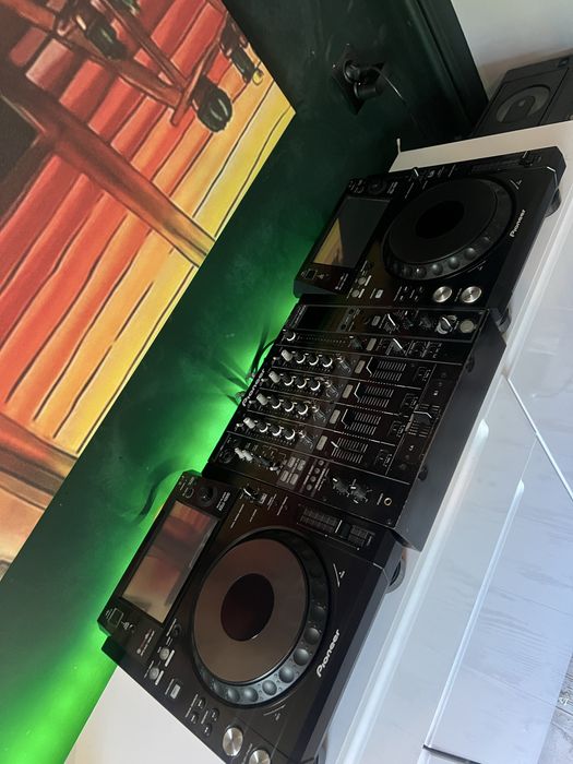 Pioneer konsola - 2x XDJ 1000 mk1 - DJM 800 (case 3x)