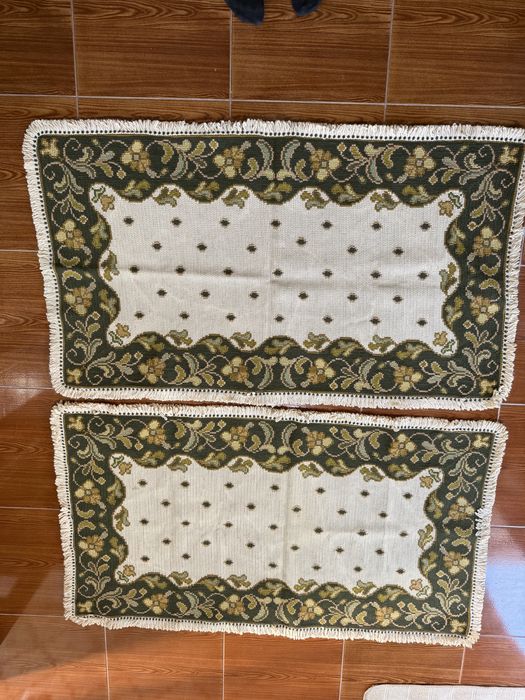 Tapetes Verde e Floral Feitos à Mão Pura Lã (130×80 cm)