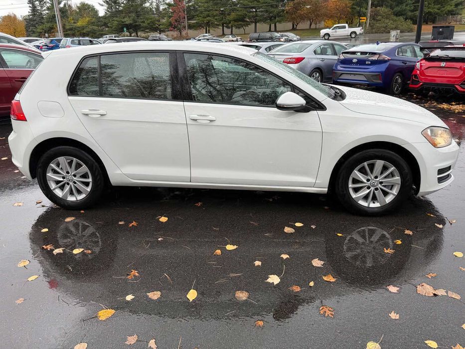 Volkswagen Golf      2015