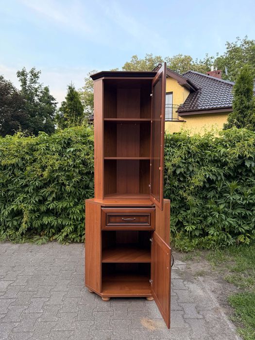 Komoda, Narożnik, Witryna narożna