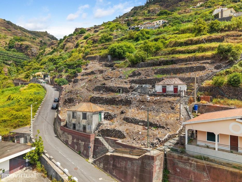 Terreno Rústico com Vista Mar e Potencial Único de Investimento | Tabu