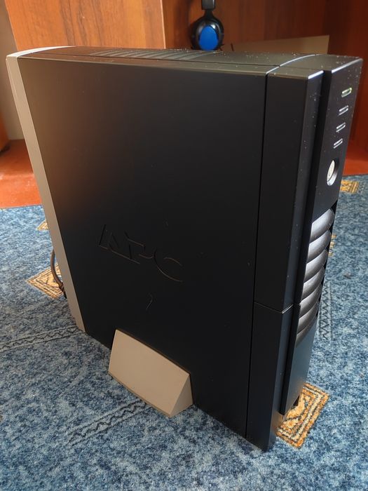 ИБП APC Back-UPS RS 1500VA 230V безперебійник