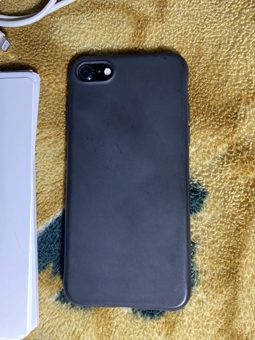 iPhone 7 на 32 gb, 1900 грн.