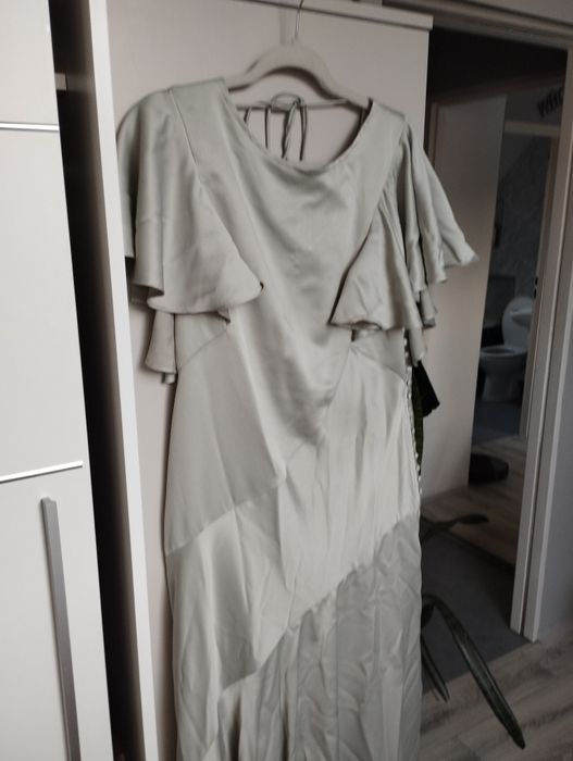 Sukienka rozmiar 16