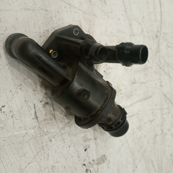 Carcaça de termostato - BMW 1 (F21) | 11 -