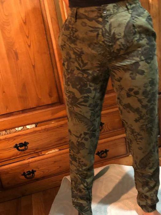 Calças e jeans mango e Pull bear