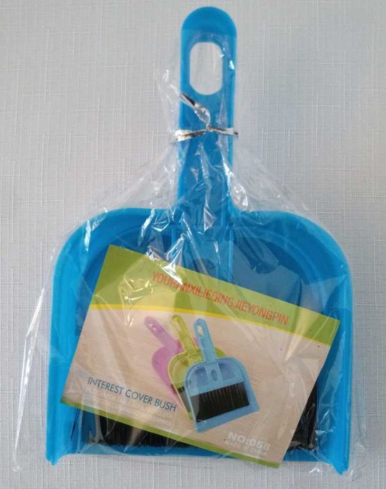 Mini zestaw sprzątający - zmiotka i szufelka