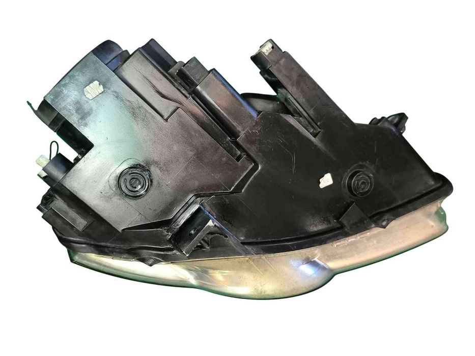 Ótica / Farol Esquerdo VW PASSAT B6