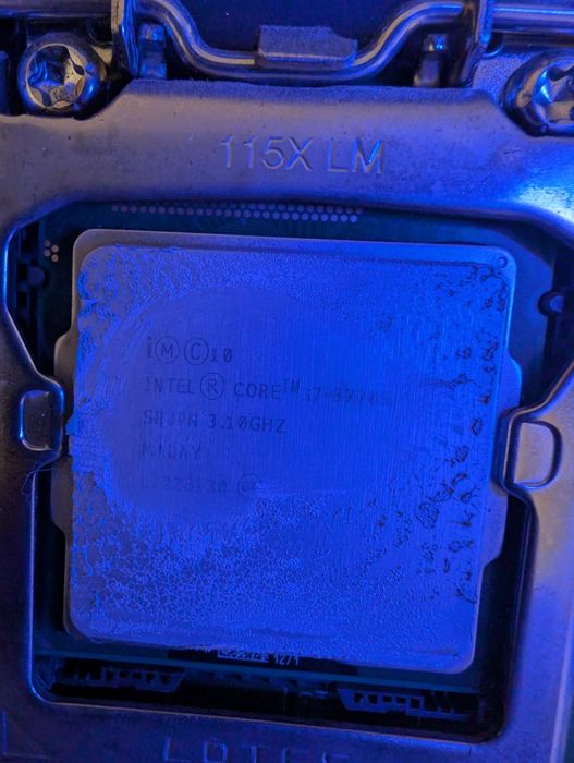 acer INTEL CORE 7, 8g DDR3, 256gb.

SRURN 3.10GHZ