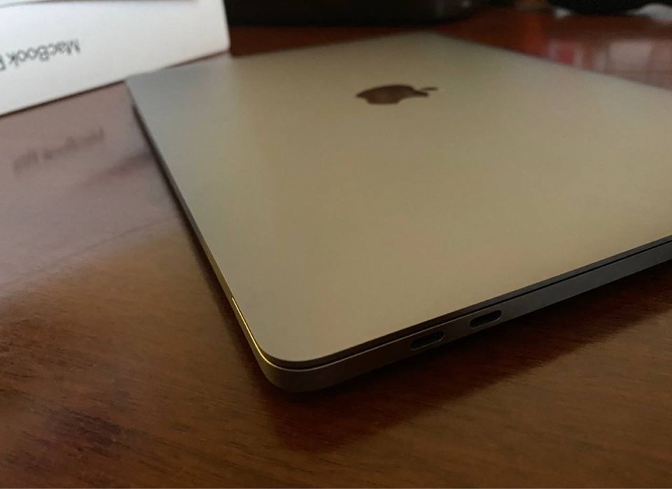 MacBook Pro 13 2020 Space Gray