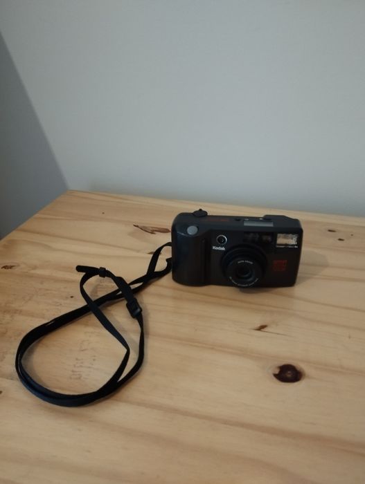 Máquina analogica Kodak star zoom 105 QD