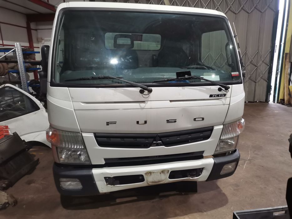 Cabine mitsubishi fuso