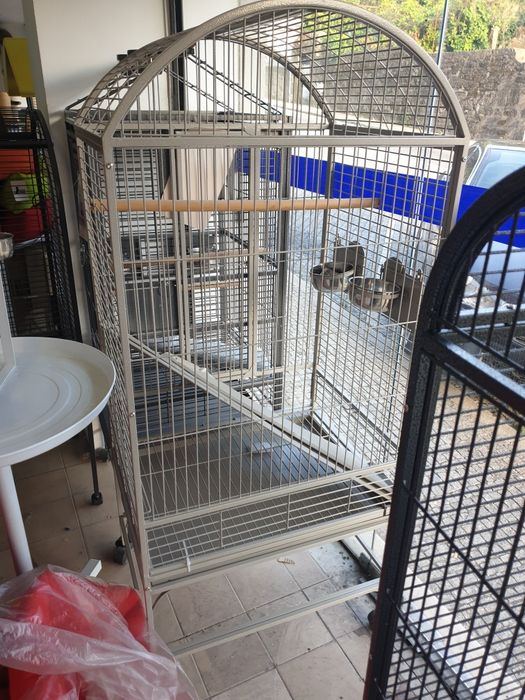 Gaiolas grandes c/rodas