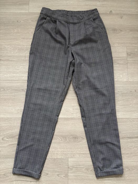 Spodnie materiałowe w pepitkę