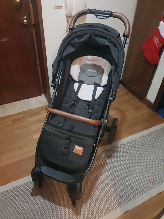Carrinho de bebê em muito bom estado