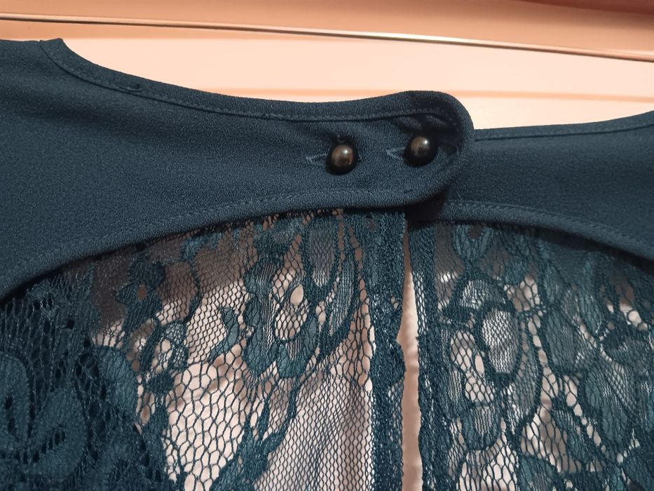 Macacão c/ detalhes em Renda